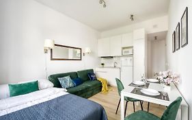23 Unit Miniapartments Warszawa Lotnisko Okecie Fajne Ministudio Przy Bitwy Warszawskiej